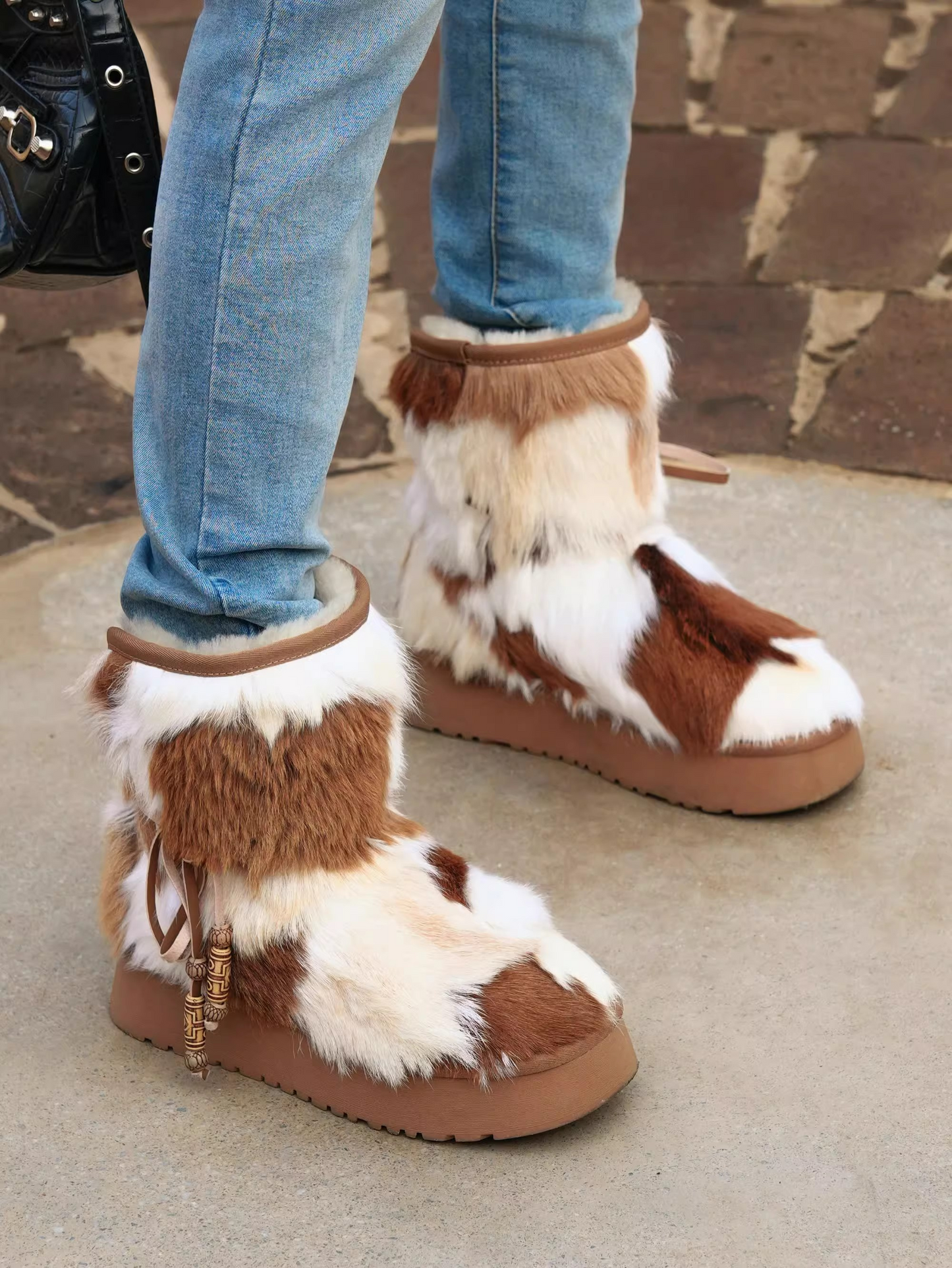 Simple Snow Boots 01