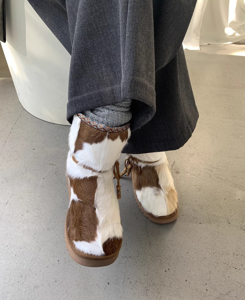 MOGSki Natural Goat Hair Snow Boot — view 8