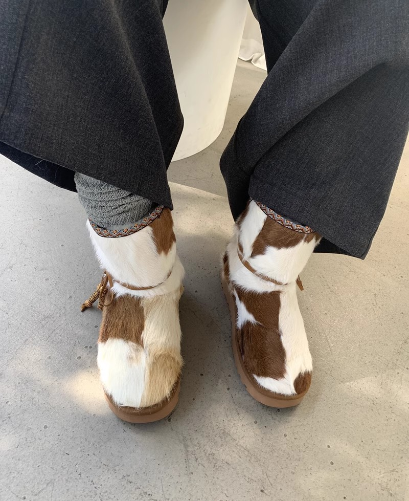 MOGSki Natural Goat Hair Snow Boot — view 11