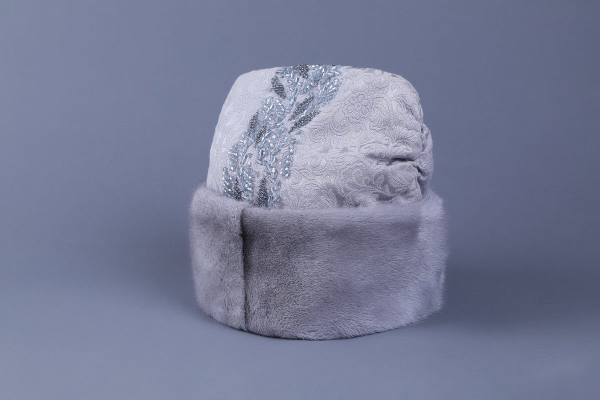 MOGSki HAND-BEADED MINK FUR HAT