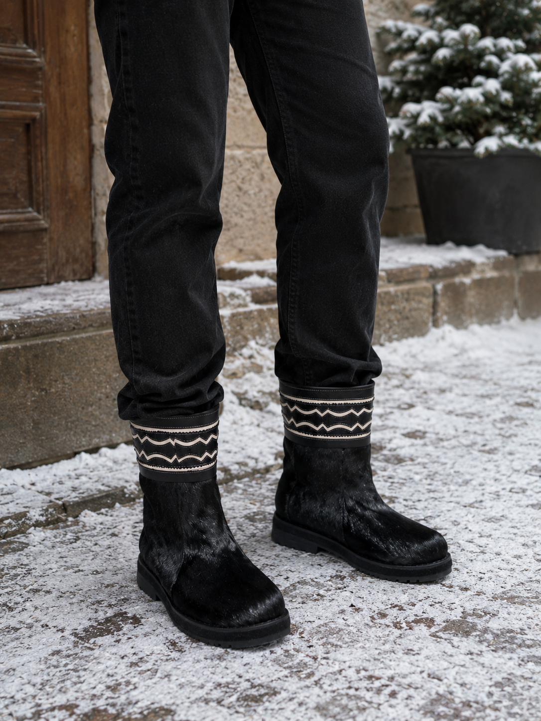 MOGSki NOIR CALF HAIR HERITAGE SNOW BOOT