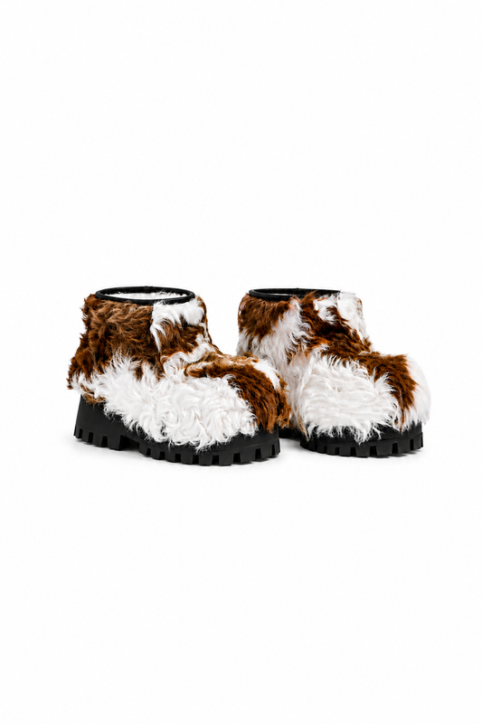 MOGSki TUNDRA CURLY SHEARLING CLOSED CLOG
