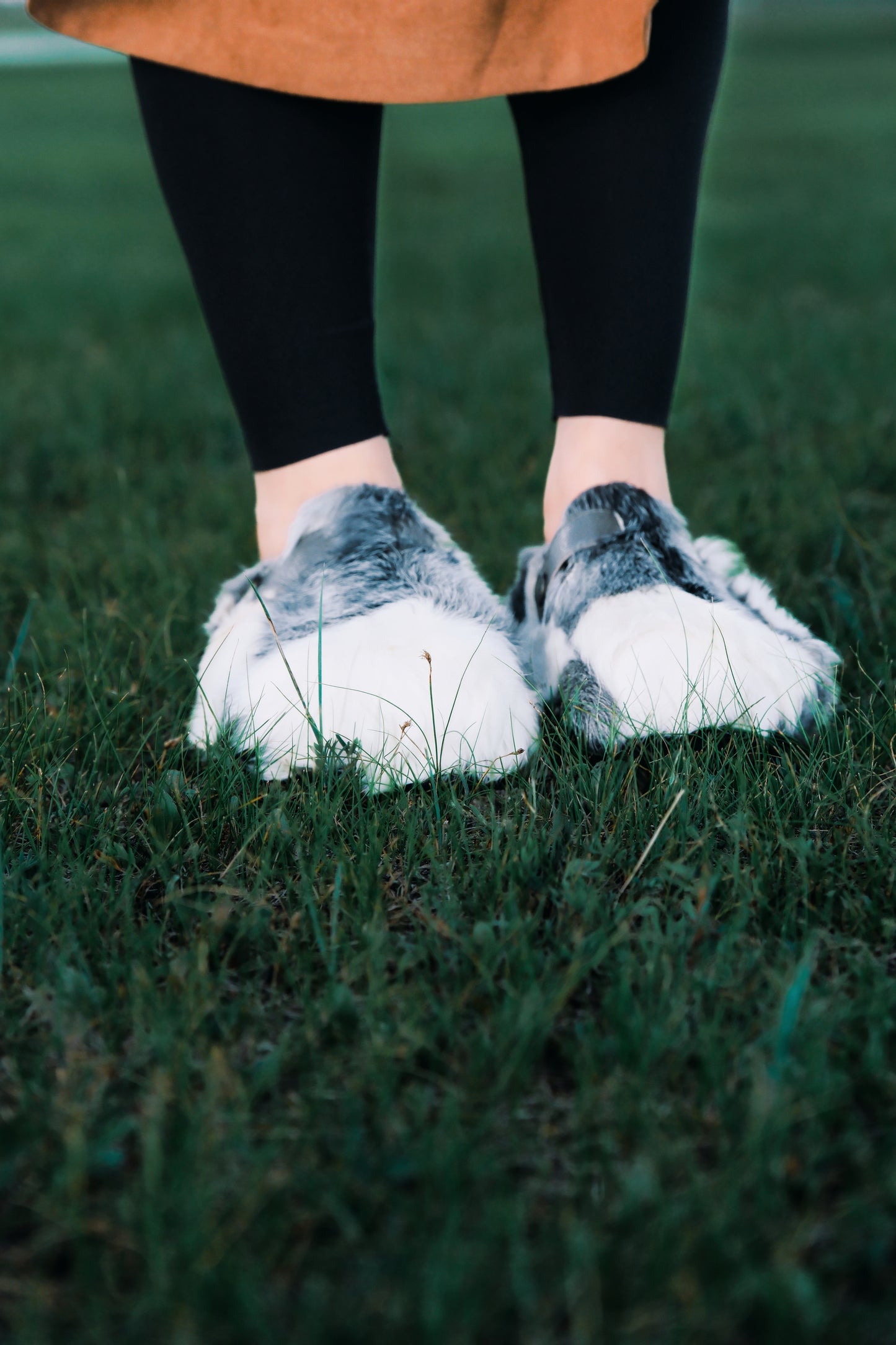 MOGSki ALPINE SPOTTED SHEEPSKIN CLOG