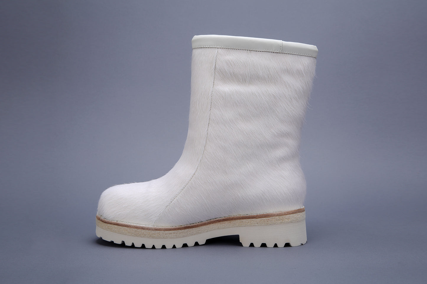 MOGSki IVORY BEADED MINK FUR SNOW BOOT