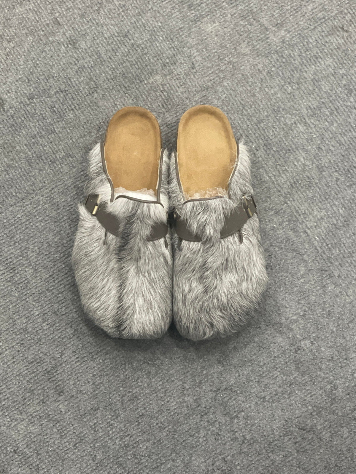 MOGSki RENAISSANCE SHEEPSKIN CLOG